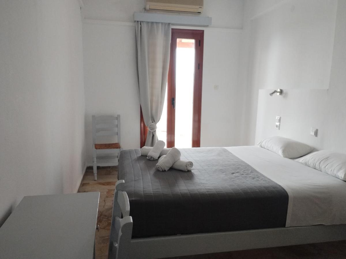 Zorbas Hotel Sougia Exterior photo