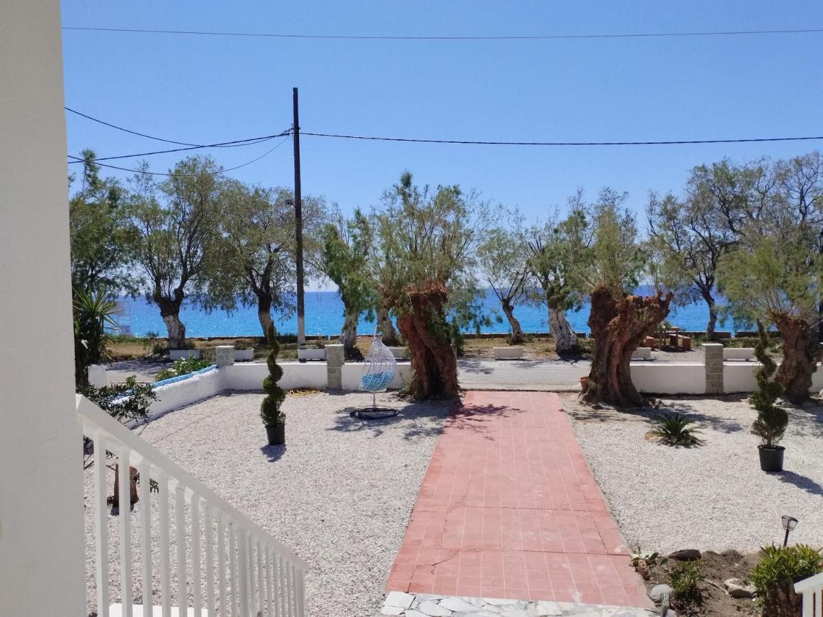 Zorbas Hotel Sougia Exterior photo
